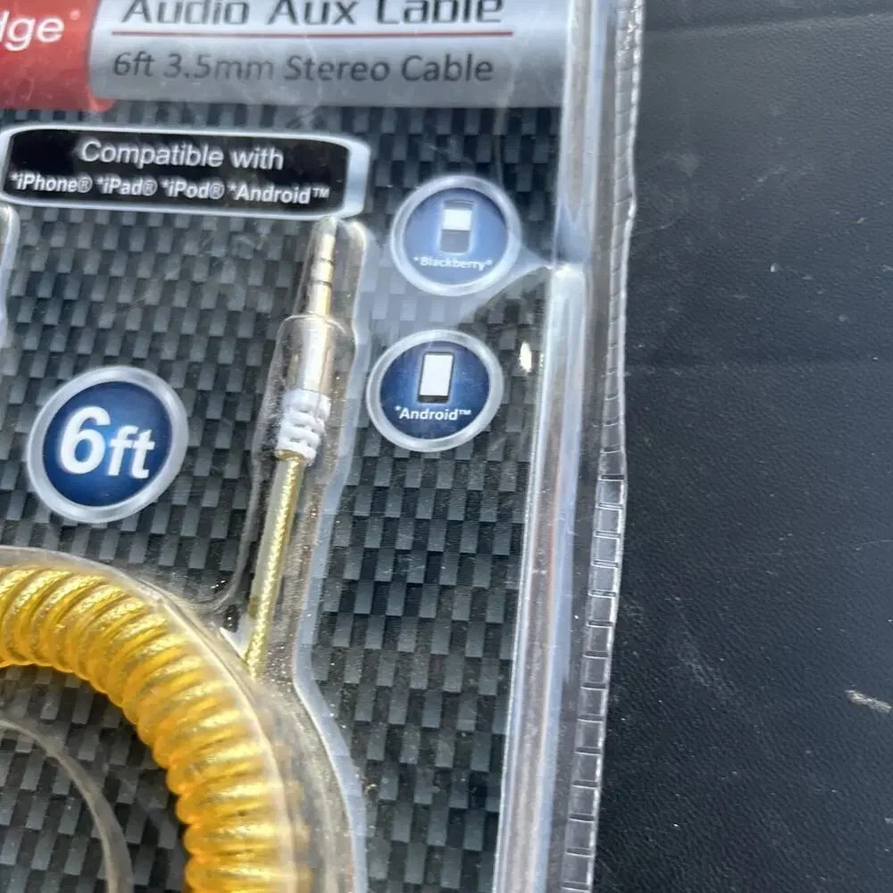 i Edge Audio Aux Cable 6 ft Cable iPhone, iPad, iPod, Android Compatible